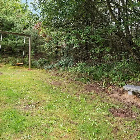 10 Person Holiday In Henne